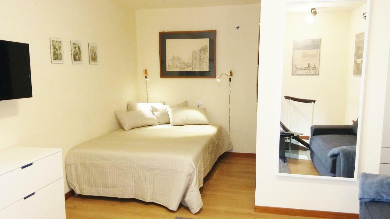 Bilocale In Centro Leilighet Salerno Eksteriør bilde